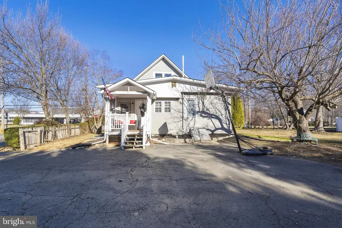 396 Monmouth St, Hightstown, NJ 08520 - Image #1