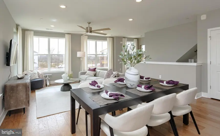 123 John Vanzandt Dr, Titusville, NJ 08560 - Image #2