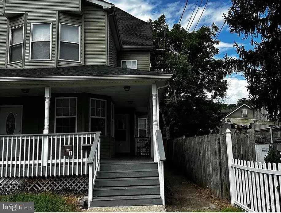 904 Carteret Ave, Trenton, NJ 08618 - #1