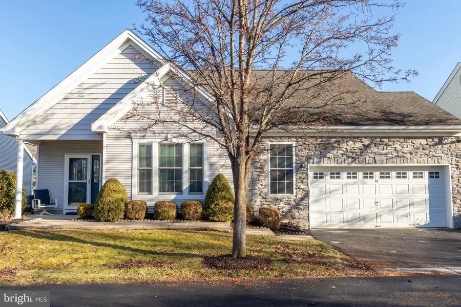 43 Chickadee Way, Hamilton, NJ 08690 - Image #2