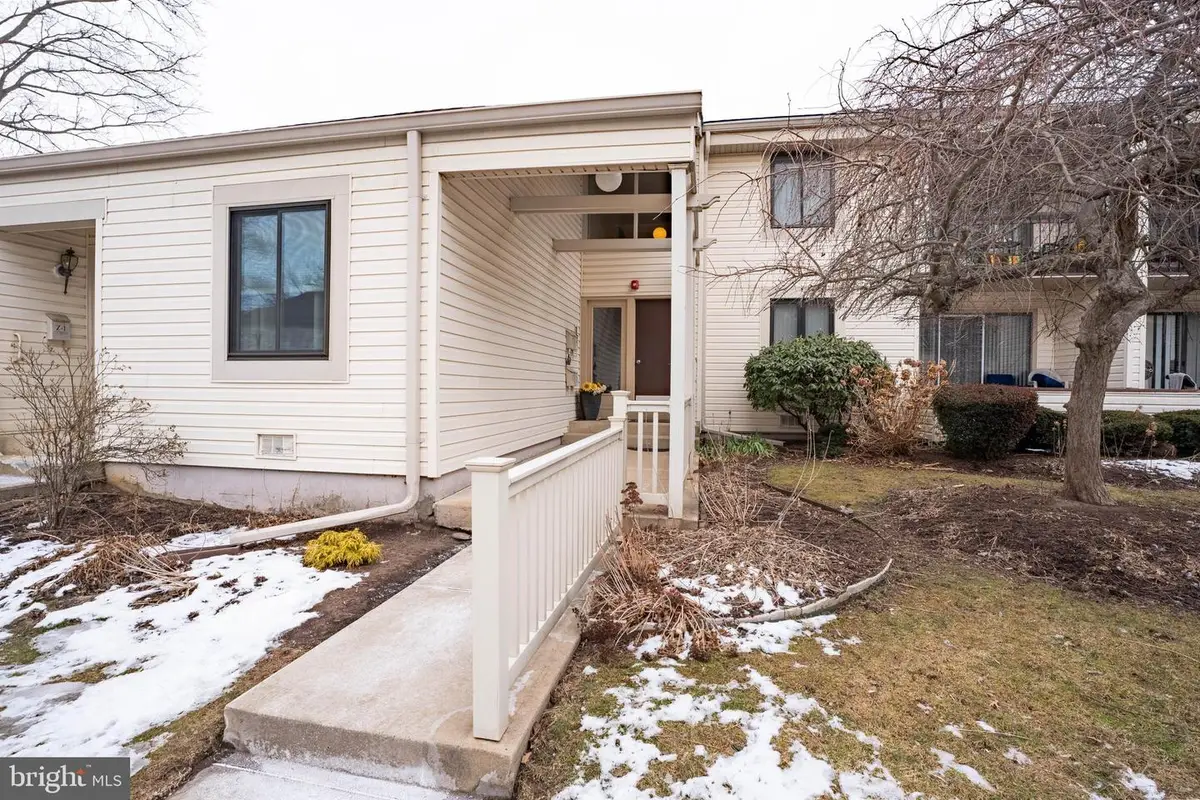 2-z-2 Avon, East Windsor, NJ 08520 - #1