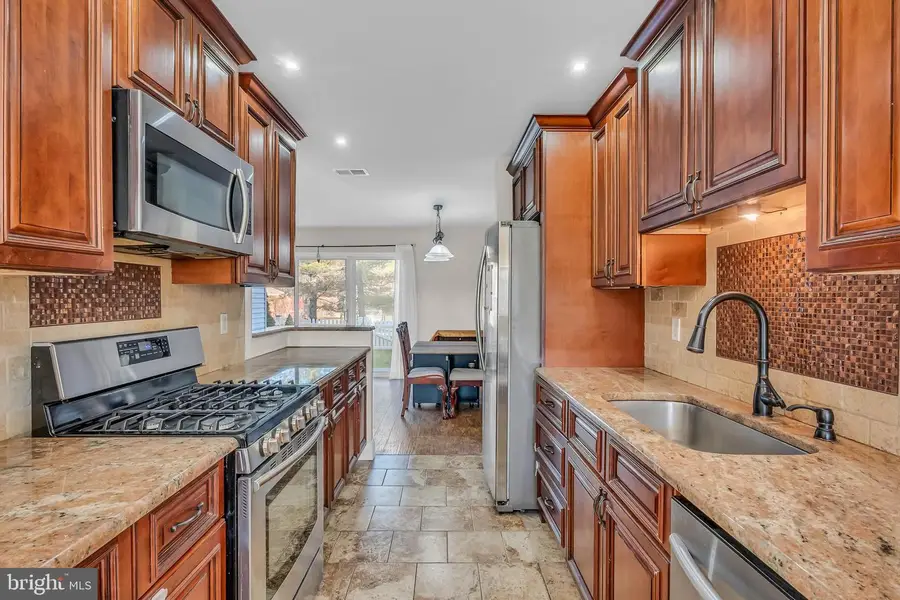 18 Devon Ct, Robbinsville, NJ 08691 - Image #3