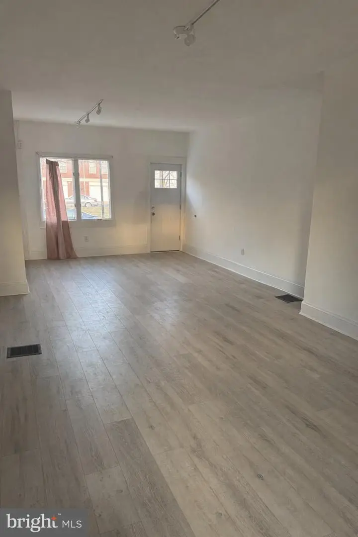 77 Pashley Ave, Trenton, NJ 08618 - Image #3