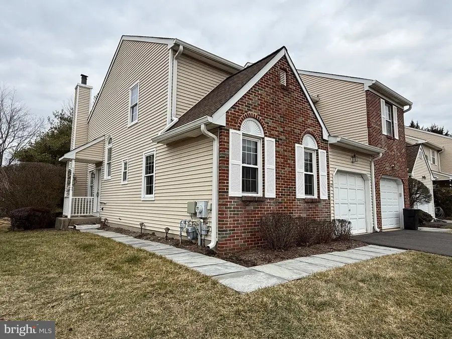 21 Pioneer Ct, Ewing, NJ 08628 - #3