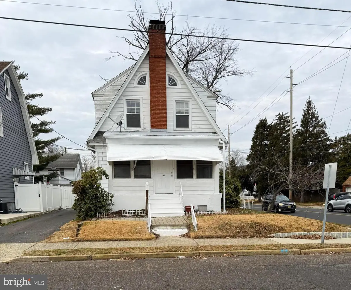 91 Irvington Pl, Trenton, NJ 08610 - Image #1