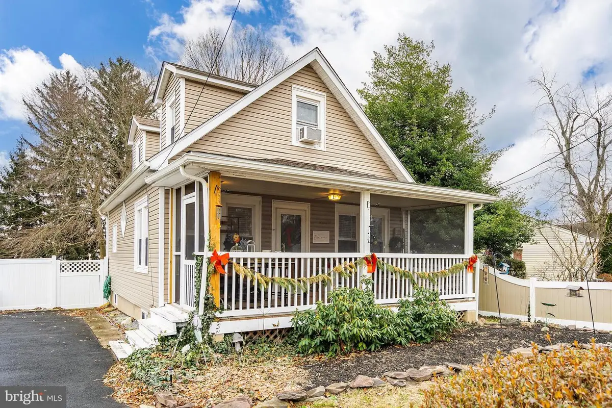 174 Crest Ave, Hamilton, NJ 08690 - Image #1