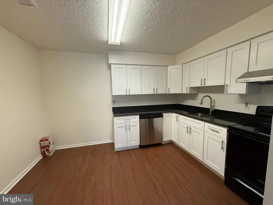 23 Avon Dr #a, East Windsor, NJ 08520 - Image #3