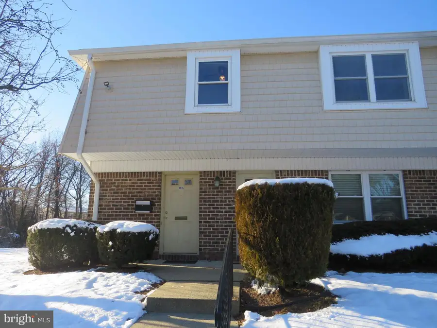 1316 Silver Ct, Hamilton, NJ 08690 - Image #3
