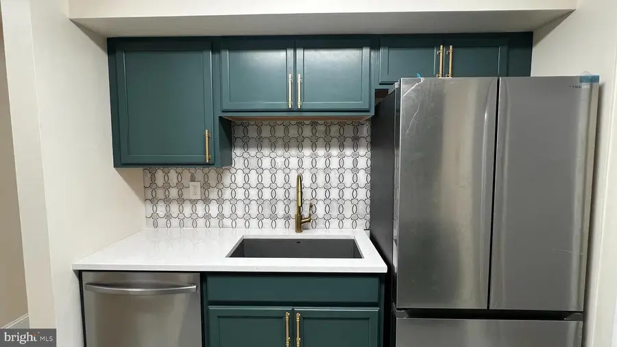 1214 Country Mill Dr, Cranbury, NJ 08512 - #2