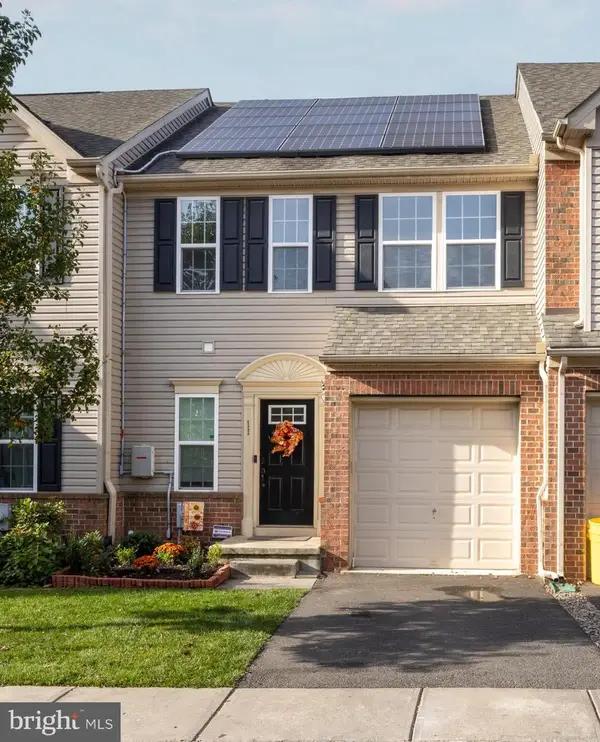 11 Panfili Ln, HAMILTON, NJ 08610