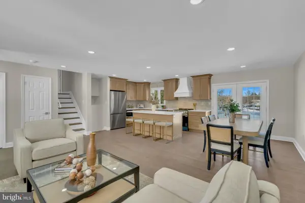 568 Flock Rd, TRENTON, NJ 08690