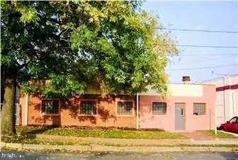 530 Spruce St, Trenton, NJ 08638 - #1