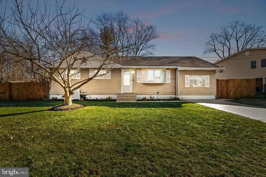 4 Imperial Dr, Hamilton, NJ 08690 - #2