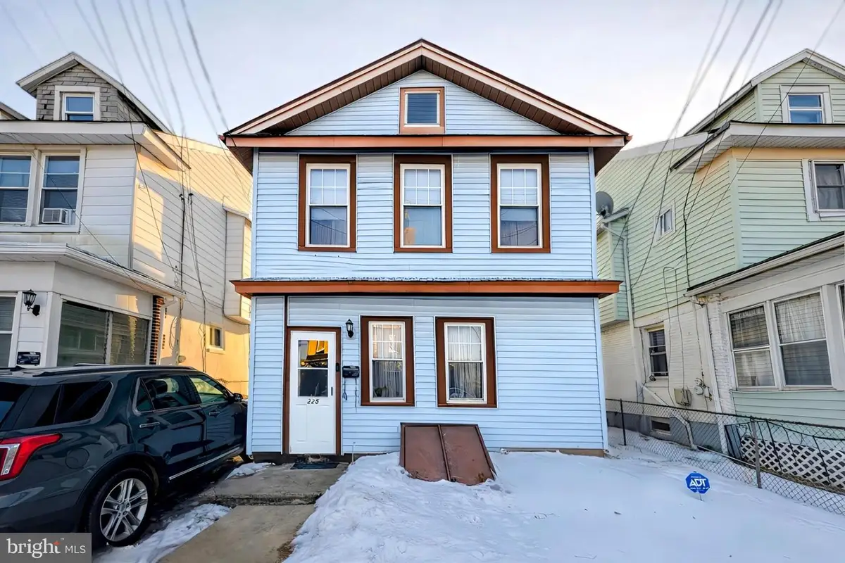 225 S Johnston Ave, Hamilton, NJ 08609 - #1