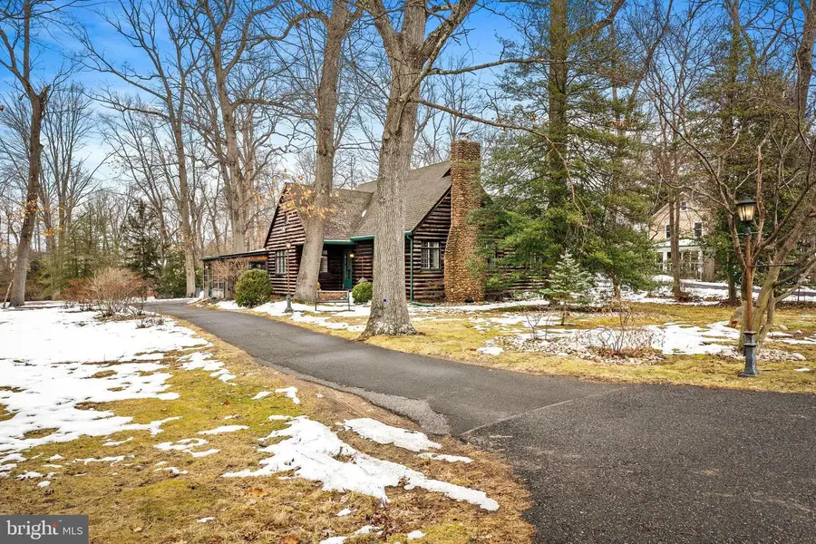 181 E Ward St, Hightstown, NJ 08520 - #3