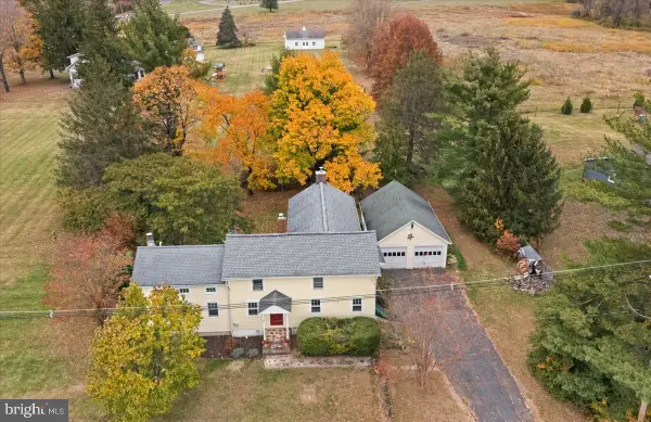 209 Harbor Woodsville, HOPEWELL, NJ 08530