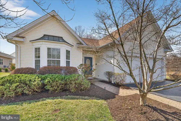 3 Buckingham Dr, PENNINGTON, NJ 08534