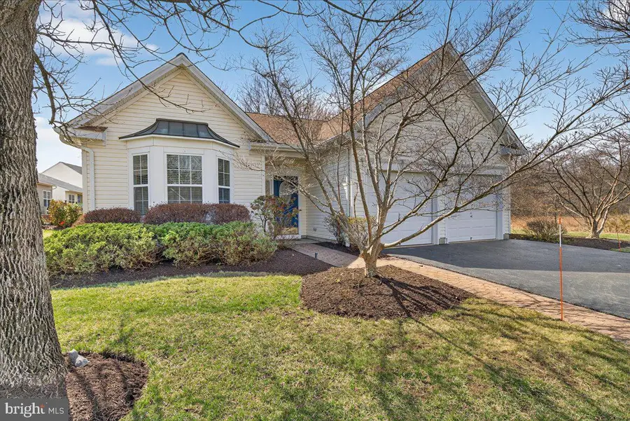 3 Buckingham Dr, Pennington, NJ 08534 - #2