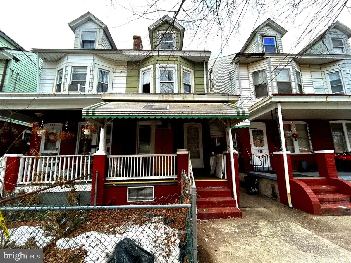 446 Walnut Ave, Trenton, NJ 08609 - #1