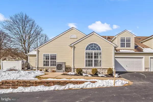 32 Traditions Way, LAWRENCEVILLE, NJ 08648