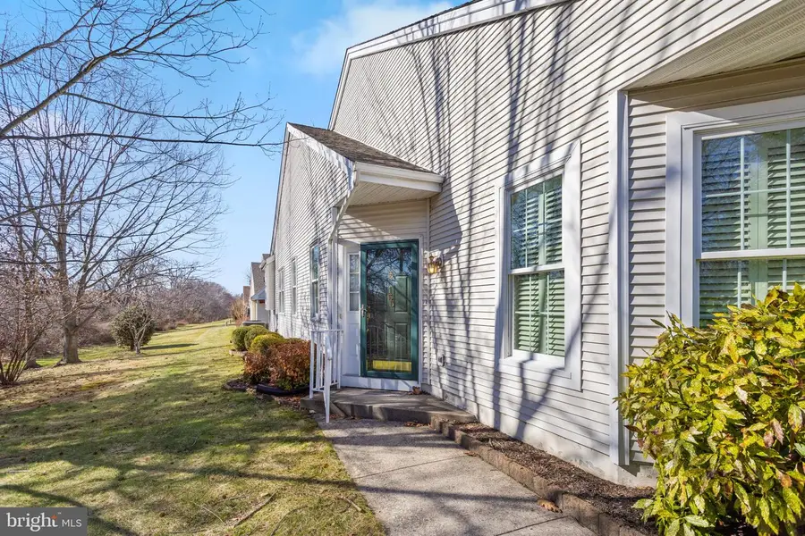 155 Meadowlark Dr, Hamilton, NJ 08690 - #3