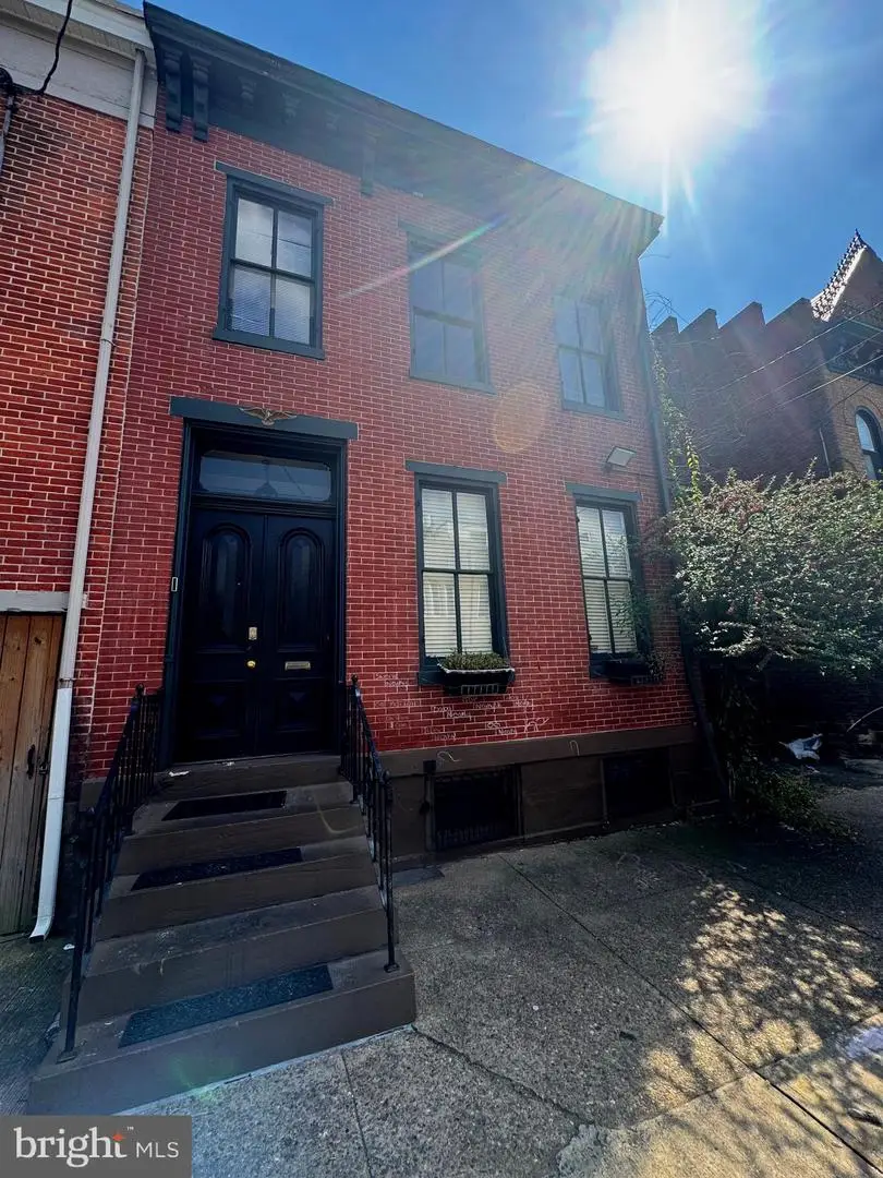 182 Brunswick Ave, Trenton, NJ 08618 - #1