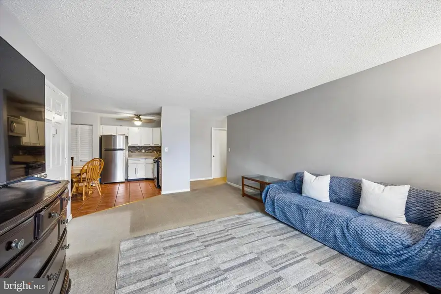 9 Alburtus Ct, Lawrenceville, NJ 08648 - #3