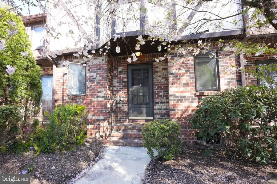 5 Tudor Ct, Ewing, NJ 08628 - #2