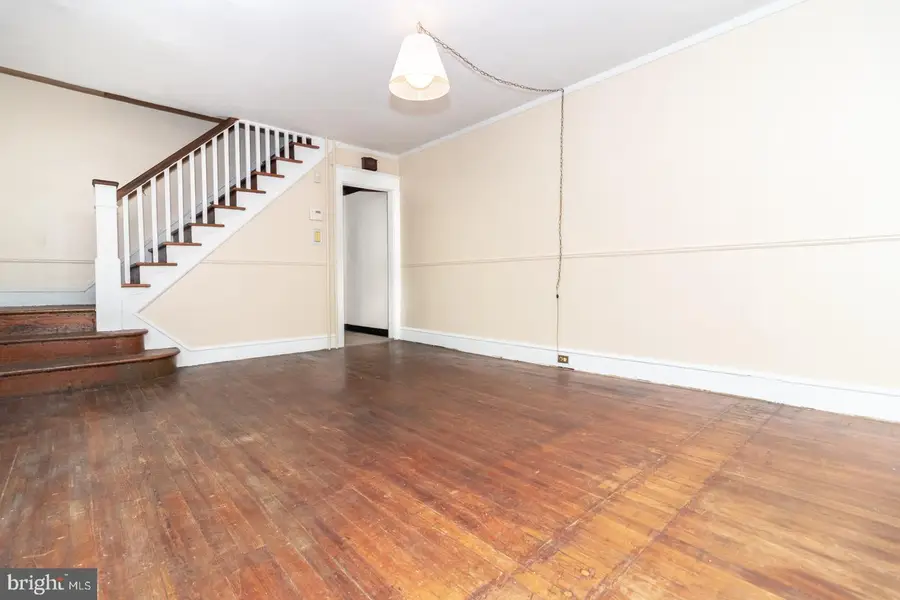 632 Lalor St, Trenton, NJ 08611 - #3