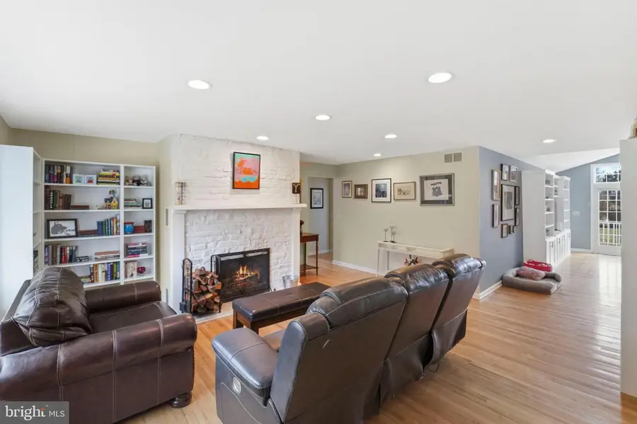 1212 Bear Tavern Rd, Titusville, NJ 08560 - #3