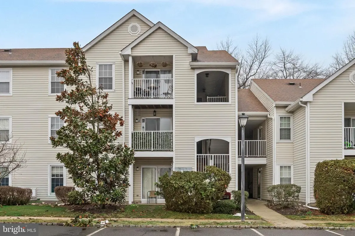 336 Walden, Robbinsville, NJ 08691 - #1