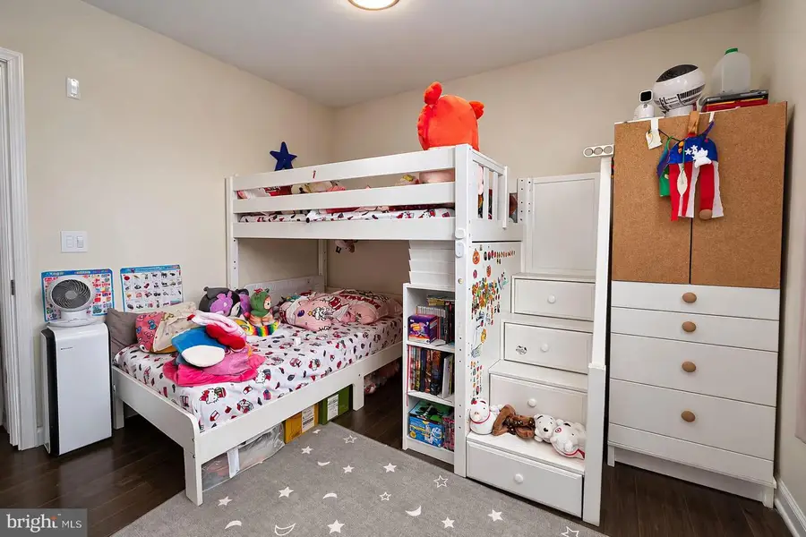 1043 Halifax Pl, Hamilton, NJ 08619 - #3