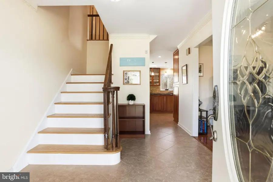 12 Holly Ln, Lawrence, NJ 08648 - #2