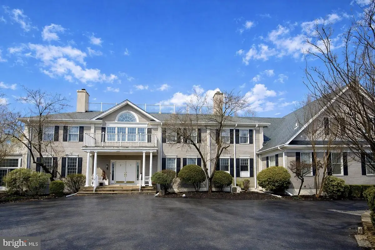 22 Tomlyn Dr, Princeton, NJ 08540 - #1