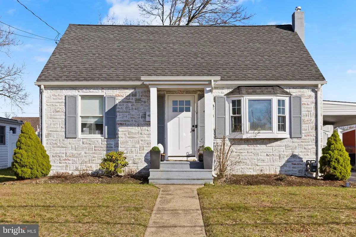 23 Brown Dr, Hamilton, NJ 08690 - #1