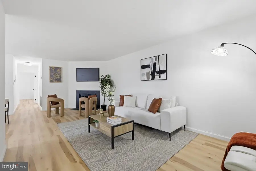 2412 Old Stone Mill Dr, East Windsor, NJ 08512 - #2