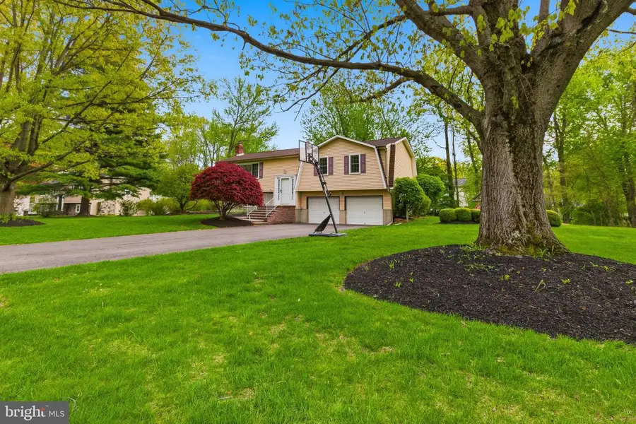 194 Bull Run Rd, Ewing, NJ 08638 - #2