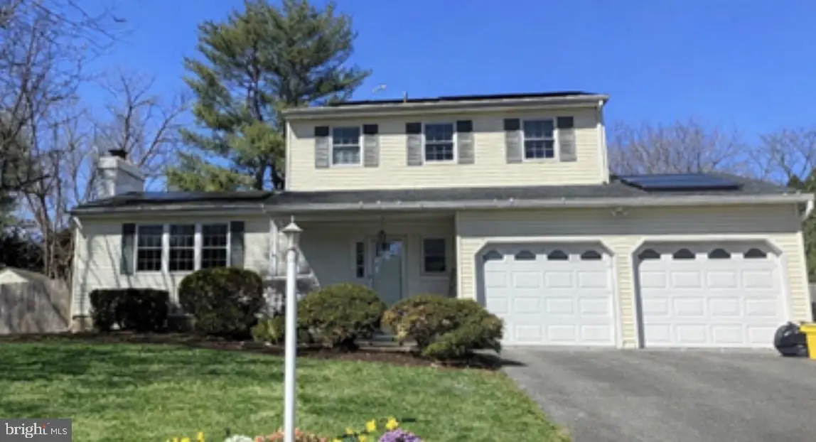 12 Tigers Ct, Hamilton, NJ 08619 - #1