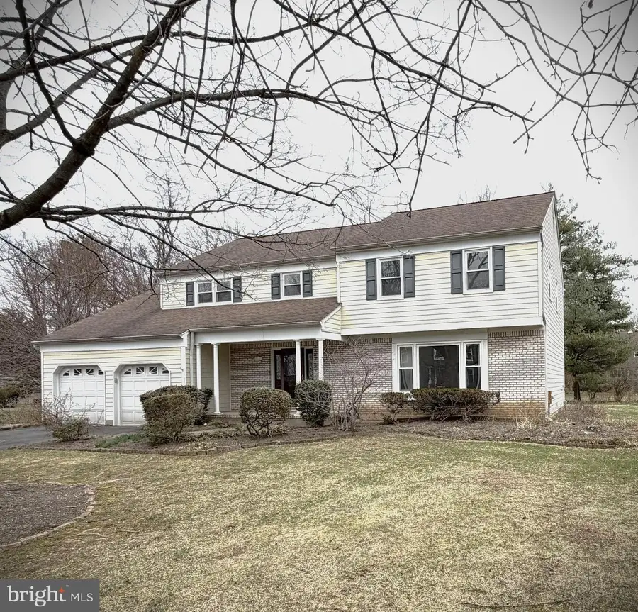 8 Woodbury Ln, Lawrenceville, NJ 08648 - #2