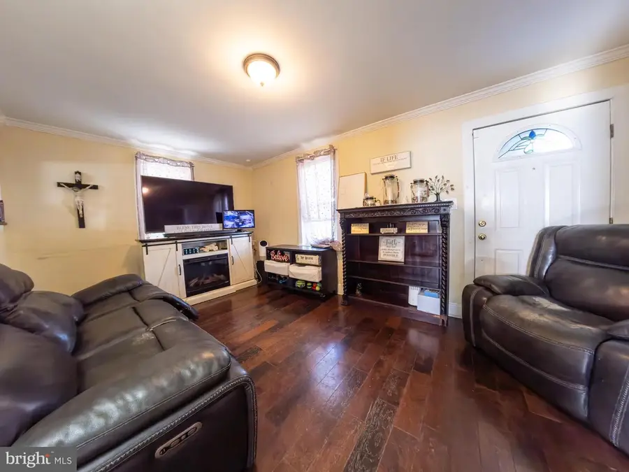 551 Hobart Ave, Hamilton, NJ 08629 - #3