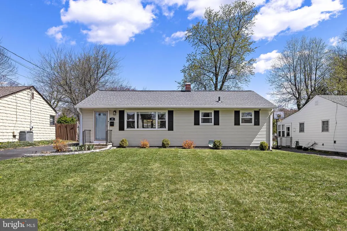 32 Ewingville Rd, Ewing, NJ 08638 - #1