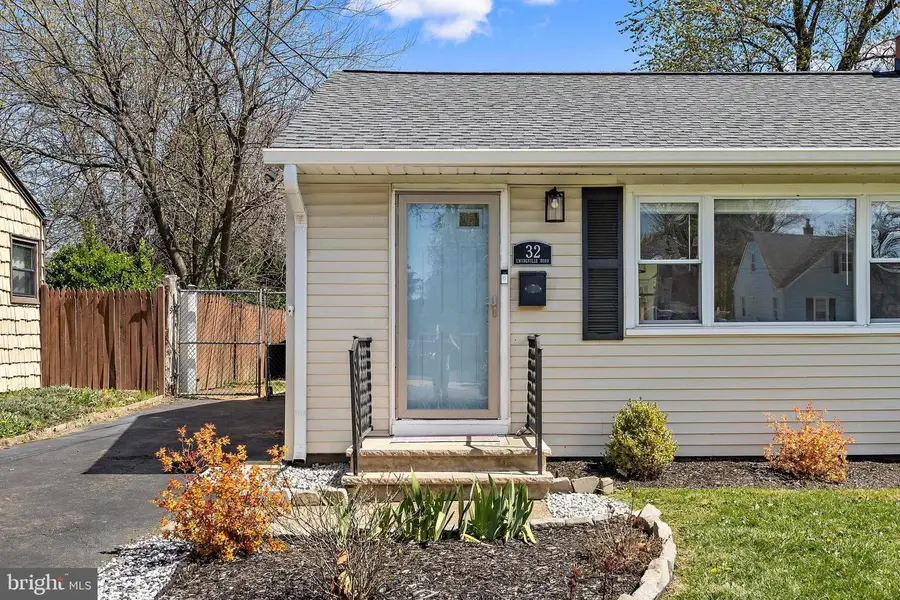 32 Ewingville Rd, Ewing, NJ 08638 - #2