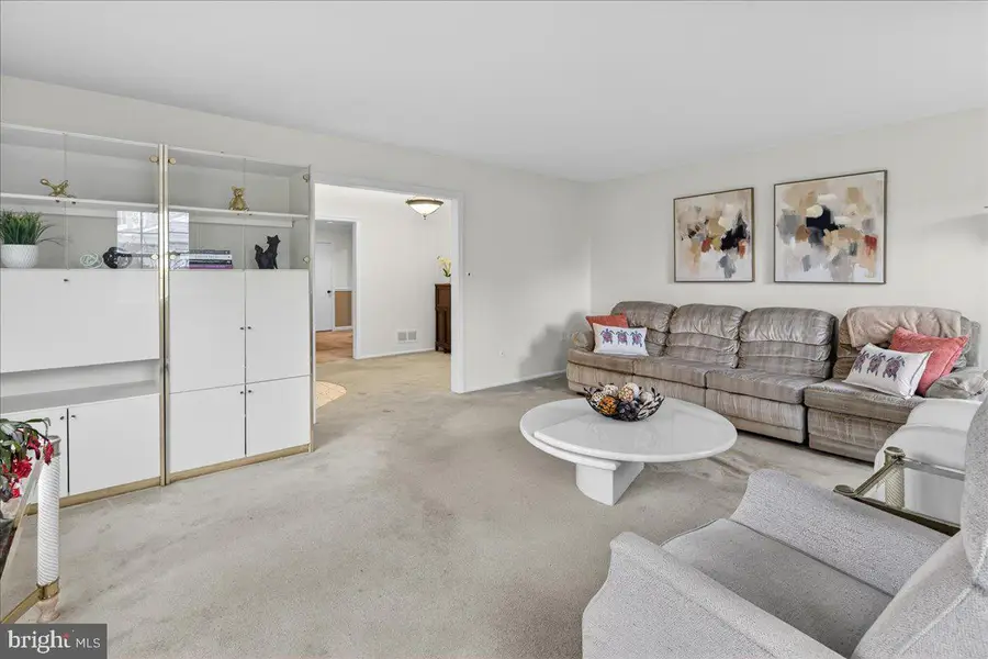 7 Stanford Ct, Hightstown, NJ 08520 - #3