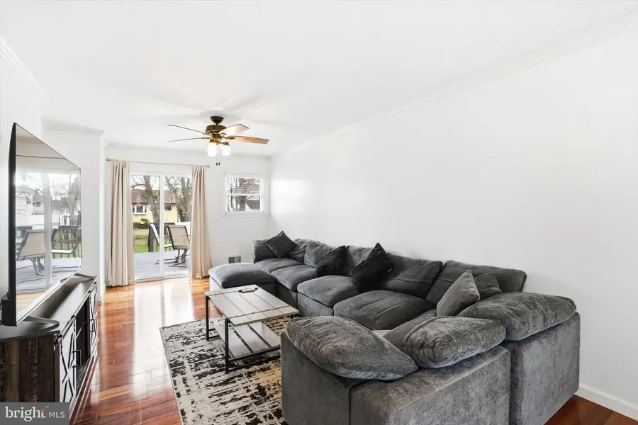 20 Duncan Dr, Hamilton, NJ 08690 - #3