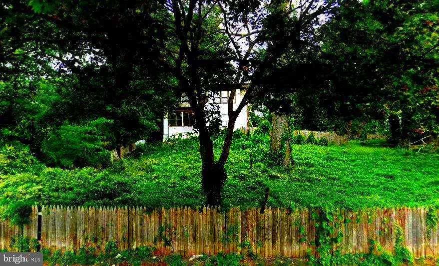 826 Edgewood Ave, Trenton, NJ 08618 - #1