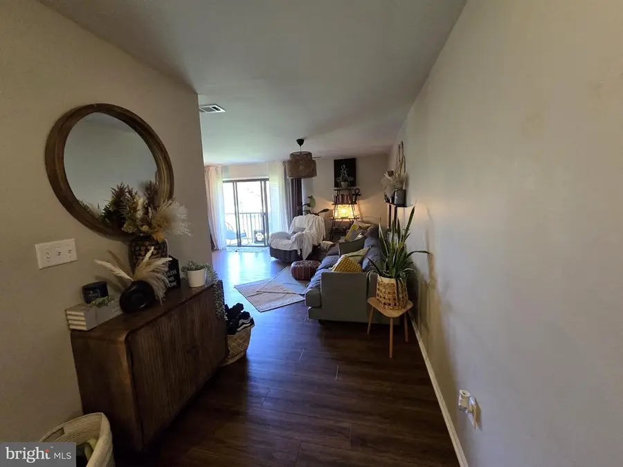 14 Wyndham Pl, Robbinsville, NJ 08691 - #3