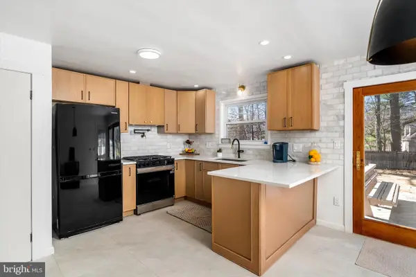 1247 Lower Ferry Rd, EWING TWP, NJ 08560