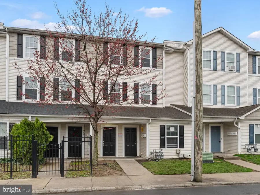 125 New Rose St, Trenton, NJ 08618 - #2