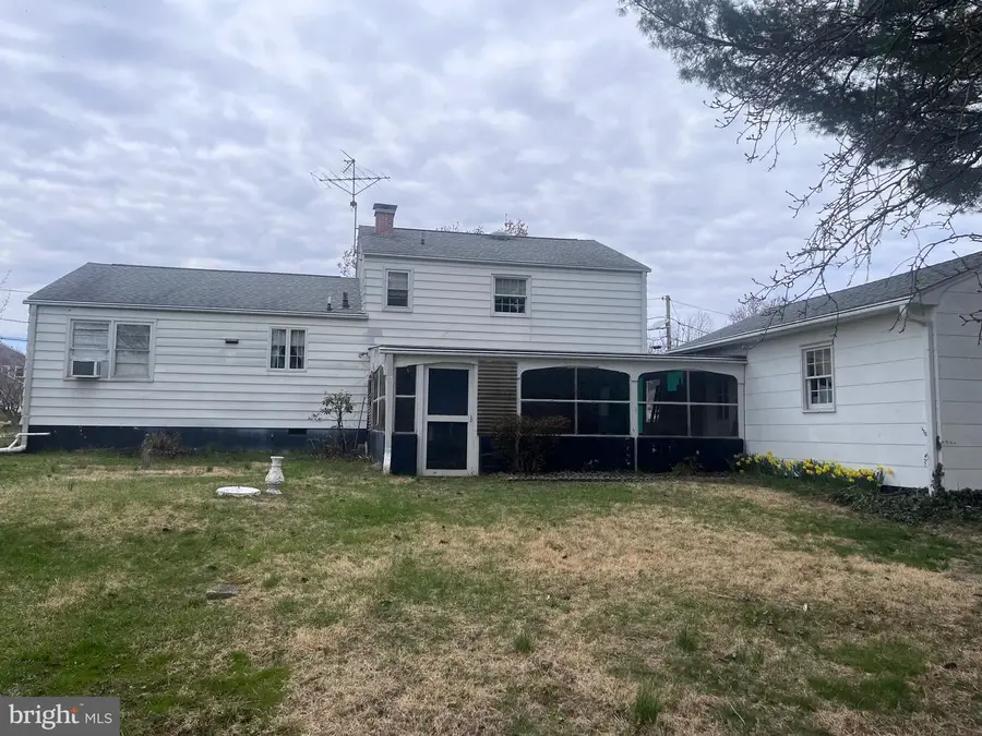 25 Braver Dr, Hamilton, NJ 08610 - #3