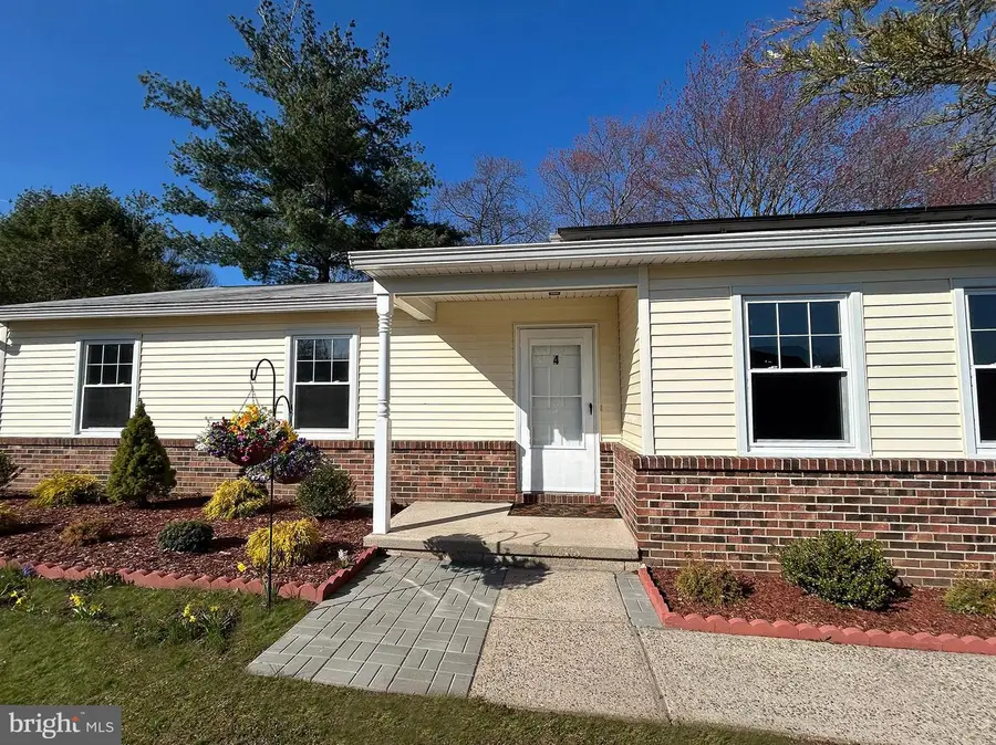 4 Dorothea Ter, Lawrence, NJ 08648 - #2